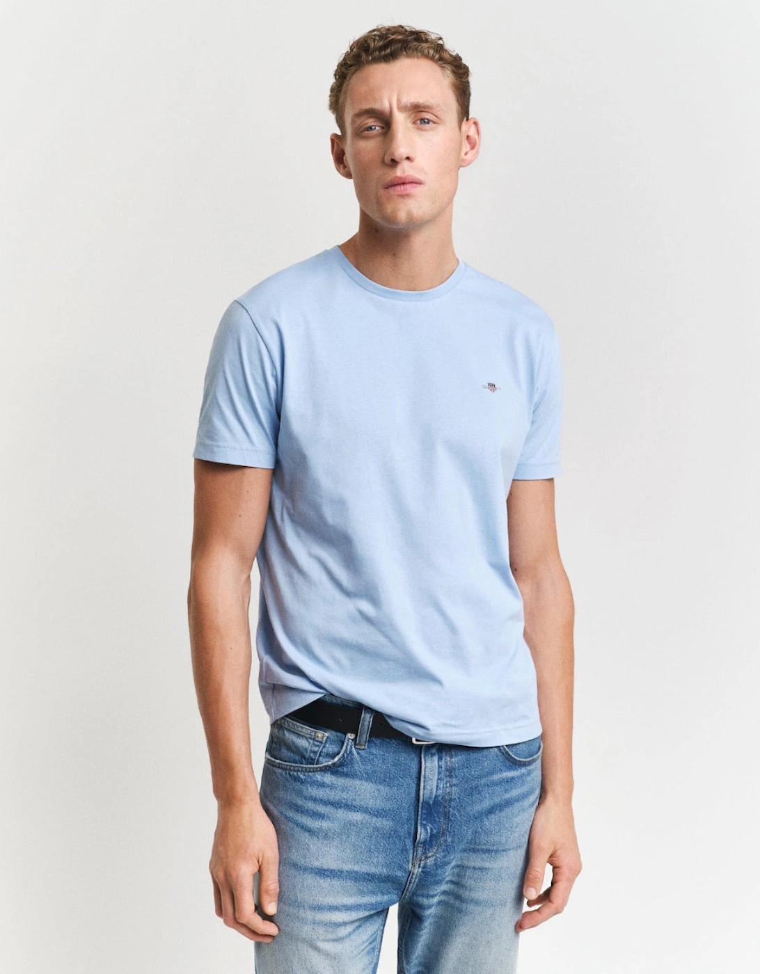 Gant Men's Blue Regular Shield T-Shirt, Capri - : 38/Regular Medium