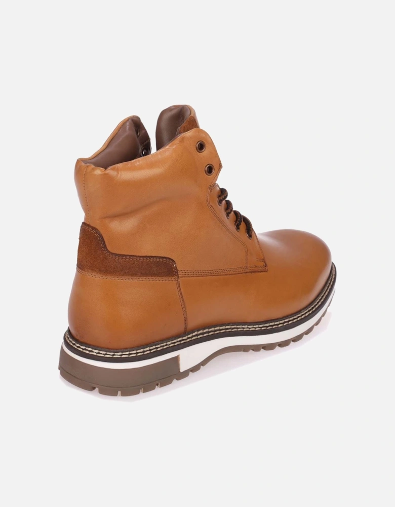 Contor Flat Ankle Boots