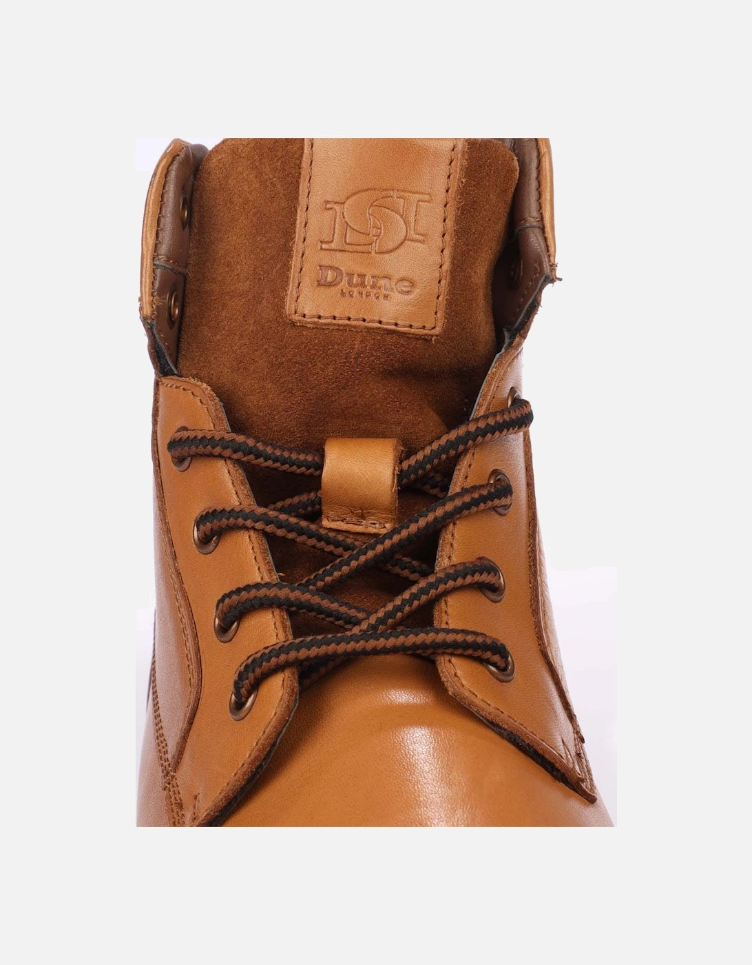 Contor Flat Ankle Boots