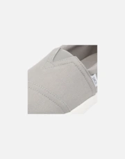 Thumbnail 8 of 16