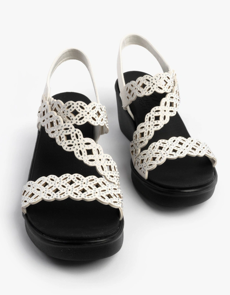 RUMBLE ON - SASSIER DAYZ Womens Sandals White
