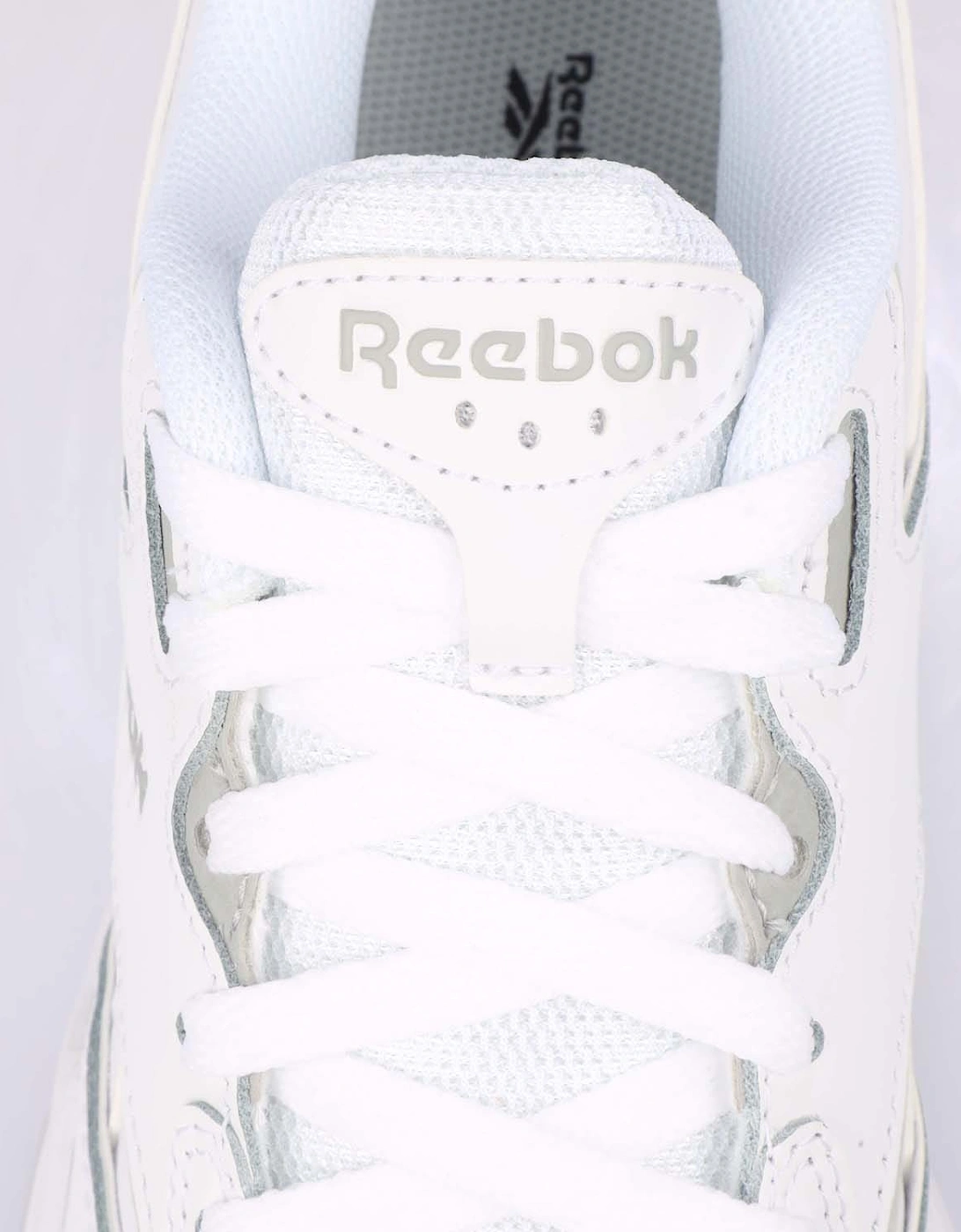 BB 4500 DMX Trainers