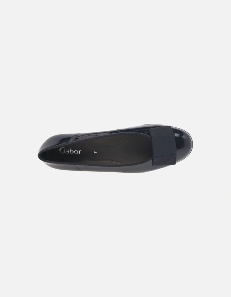 Assist Womens Bow Trim Ballerina Flats