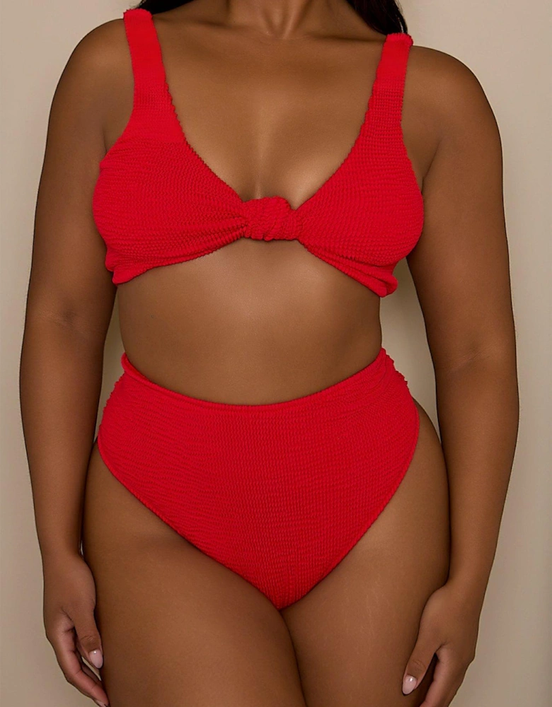 Curve Scrunch Knot Bikini Top In - Red
