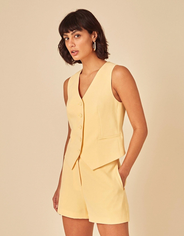 Harper Crepe Shorts - Yellow