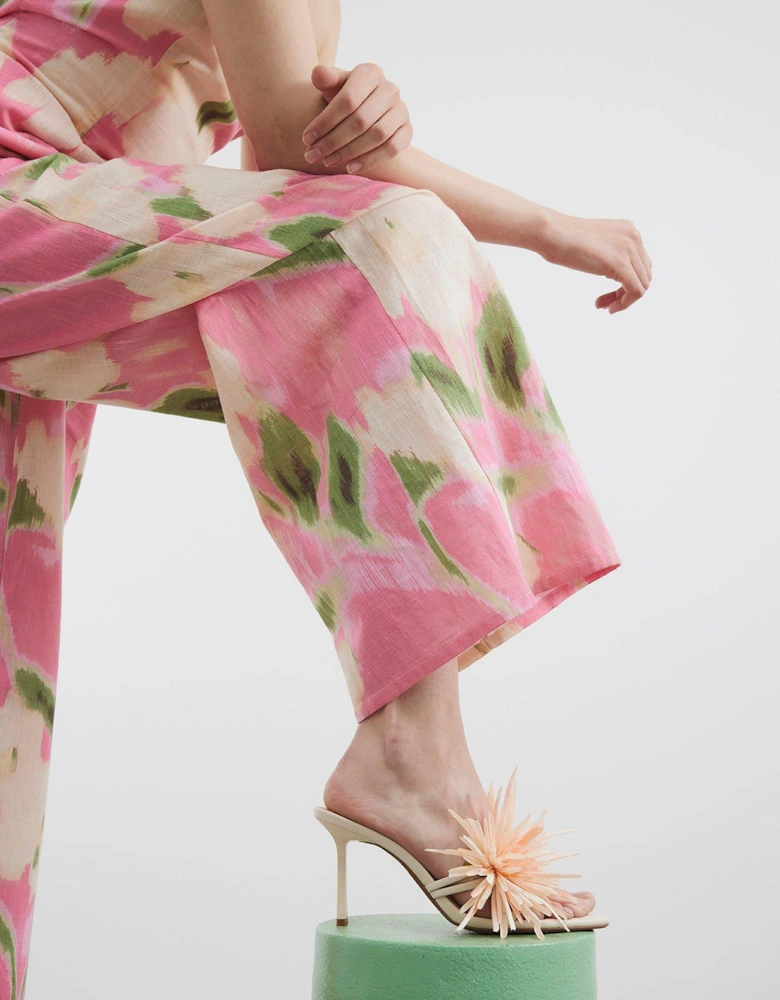 Flower Heeled Sandals - Light Pink