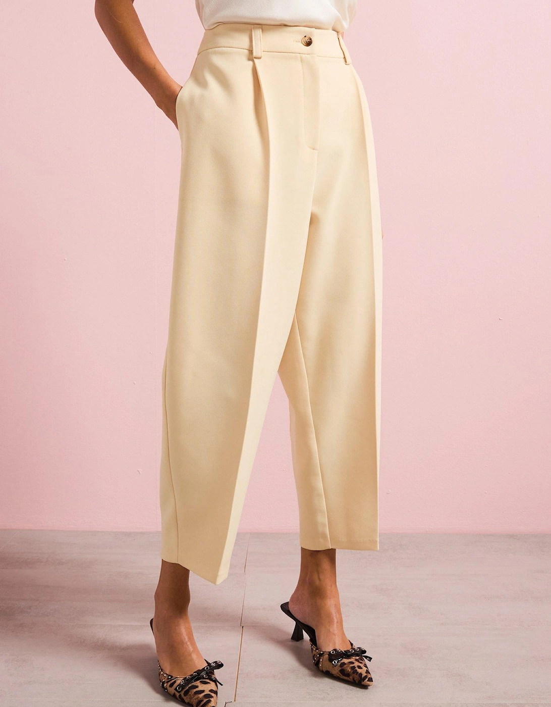 Slim Barrell Leg Trousers - Light Yellow