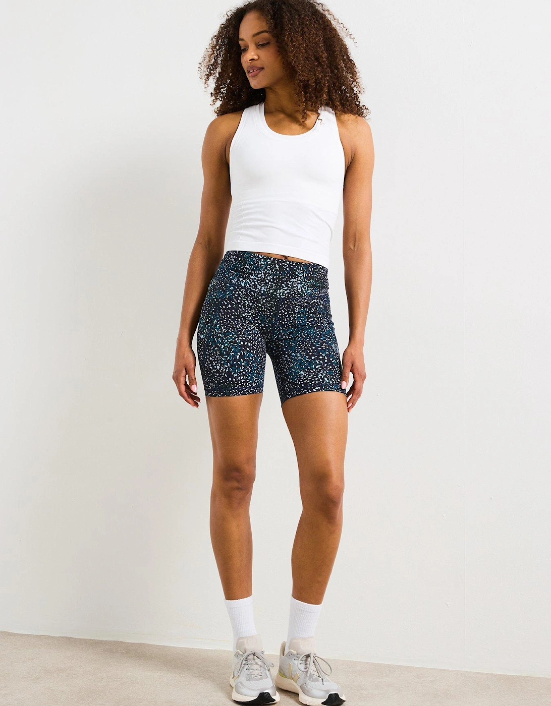 Womens Training Power 6 Biker Shorts - Blue