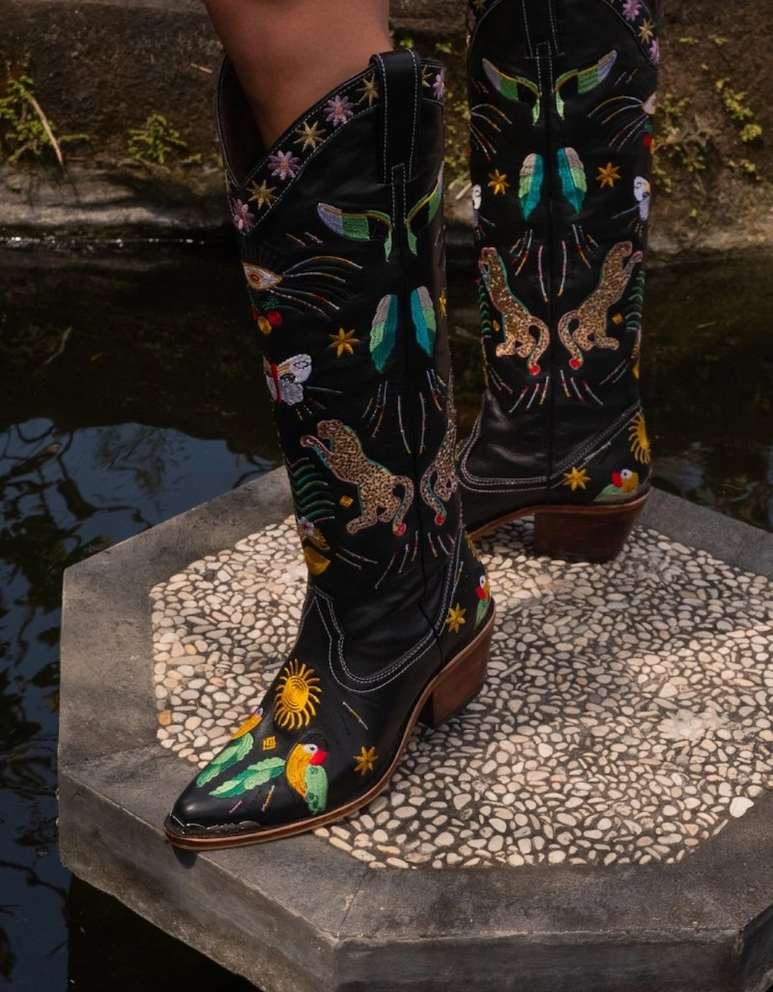 Oceanus Women's Willow Embroidered Leather Boots - Multi Colour - Black - Size: 7