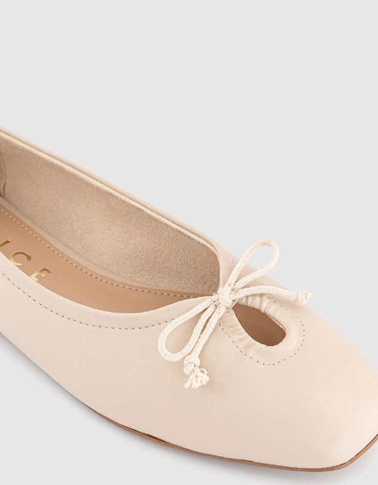Keyhole Ballerina - Off White