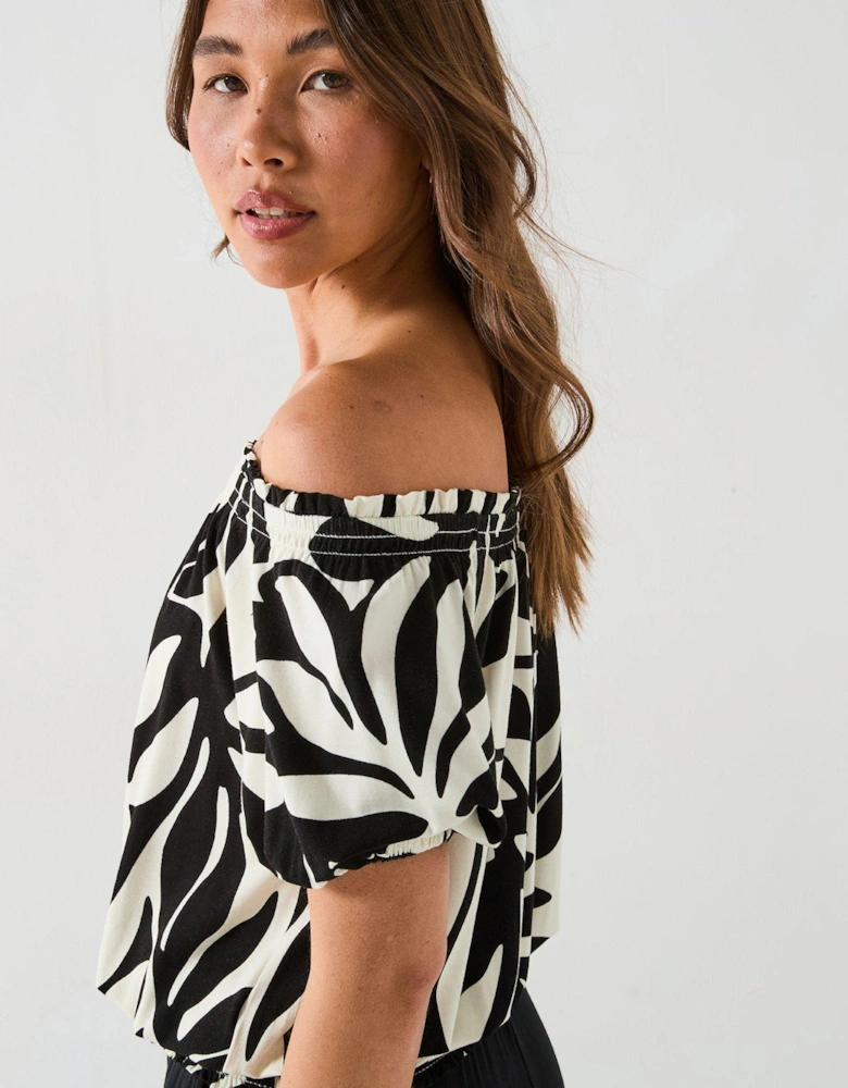 Bardot Shirred Waist Top - Mono Palm Print