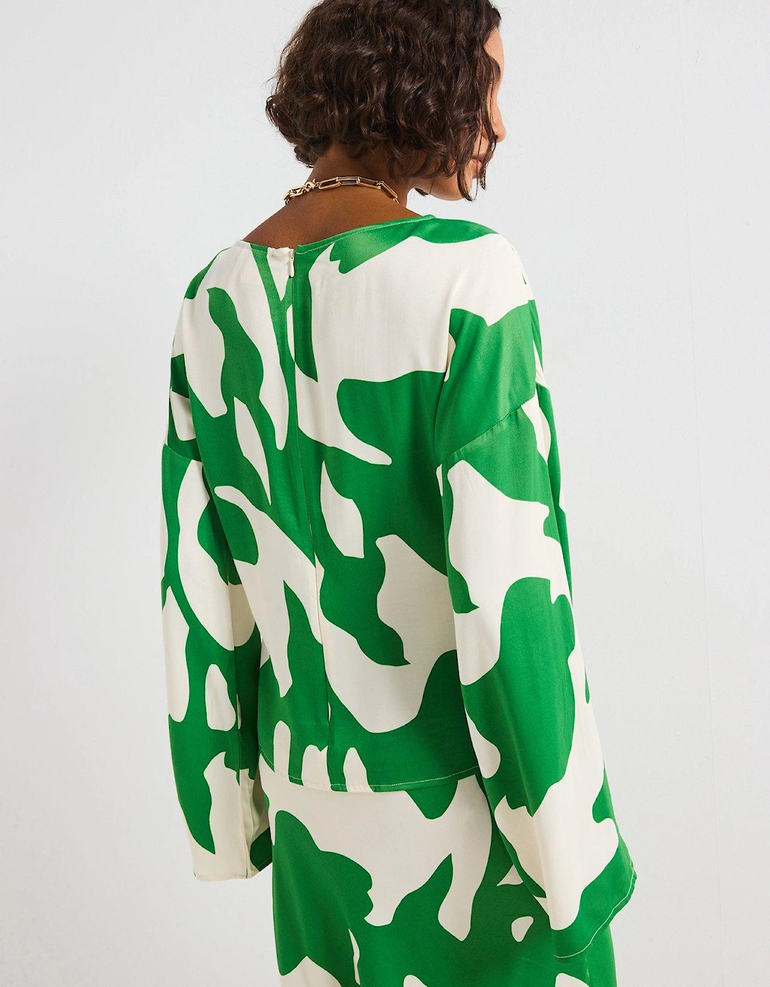 Printed Flare Sleeve Top - Green