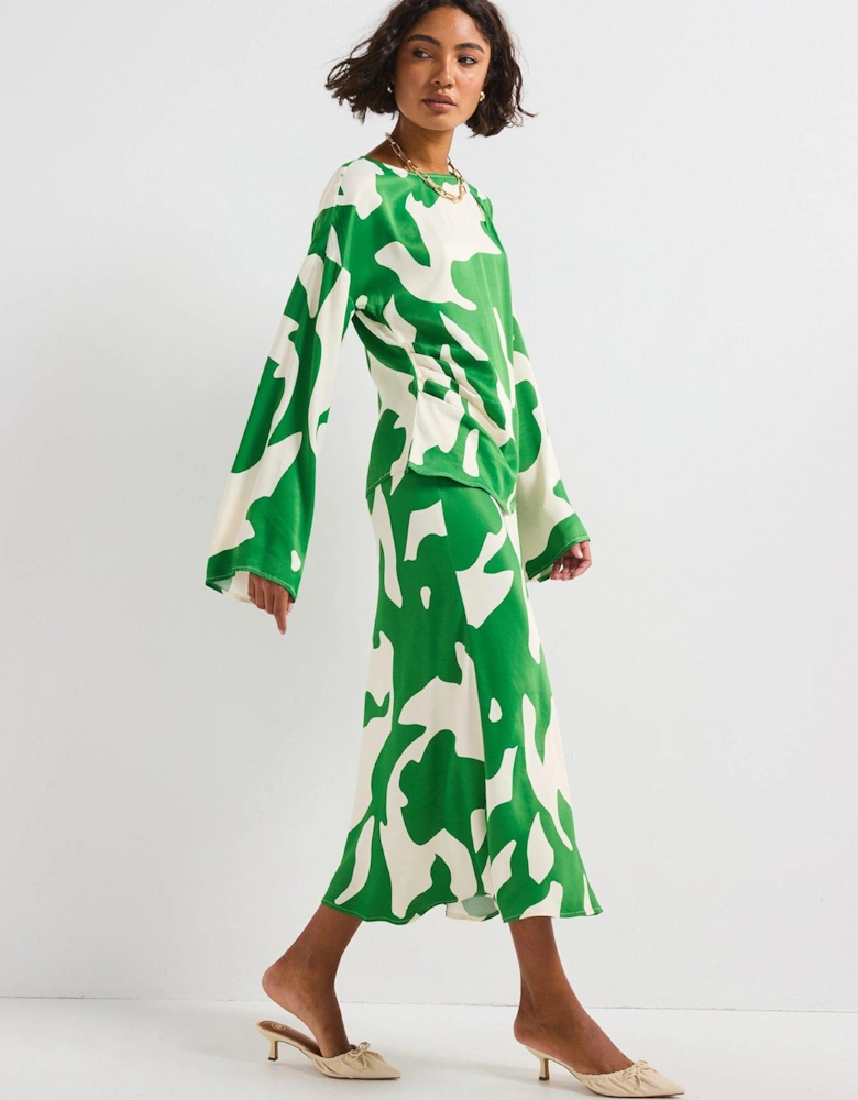 Printed Flare Sleeve Top - Green