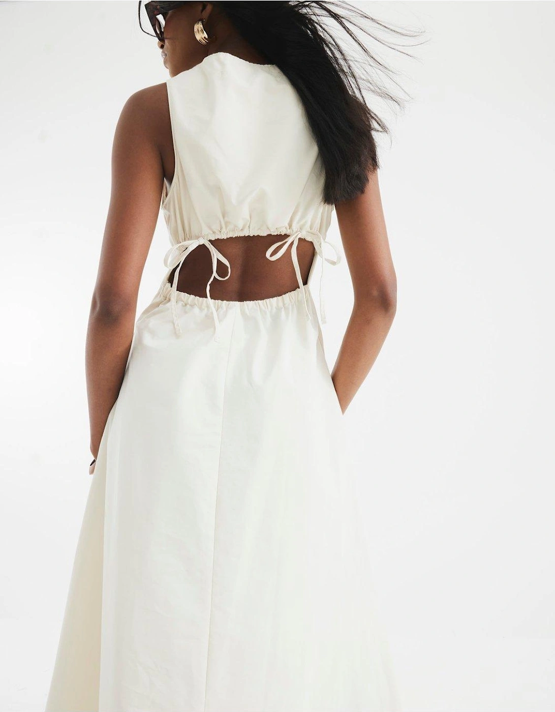 Cut Out Maxi Dress - Cream