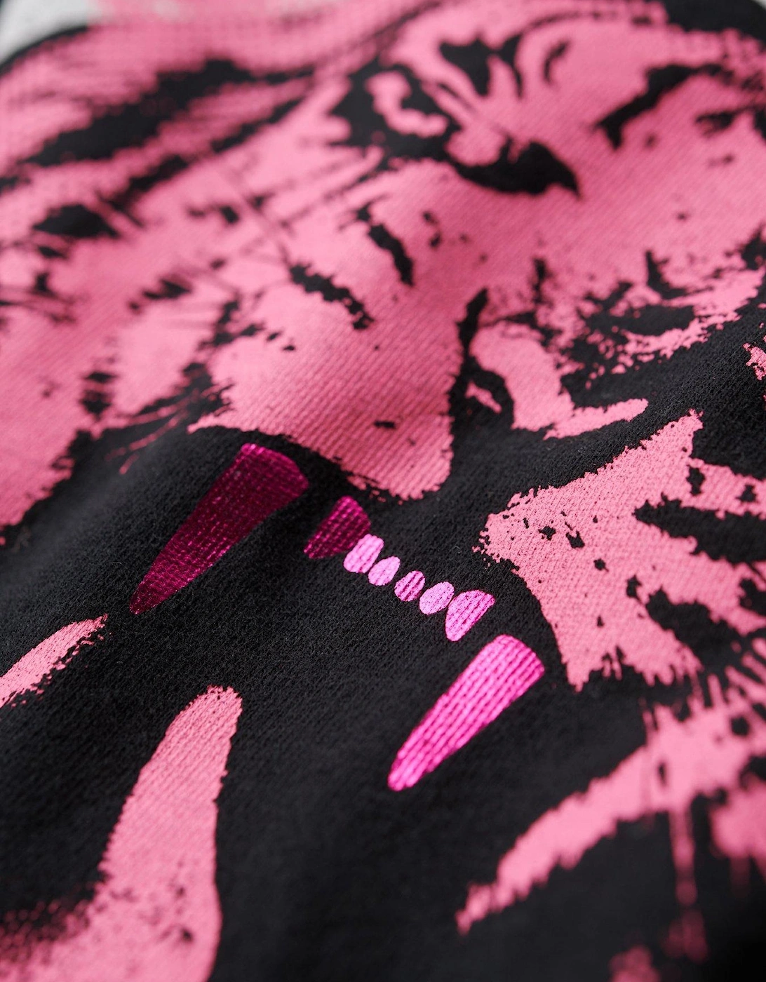 Lo-fi Rock Graphic T-shirt - Black