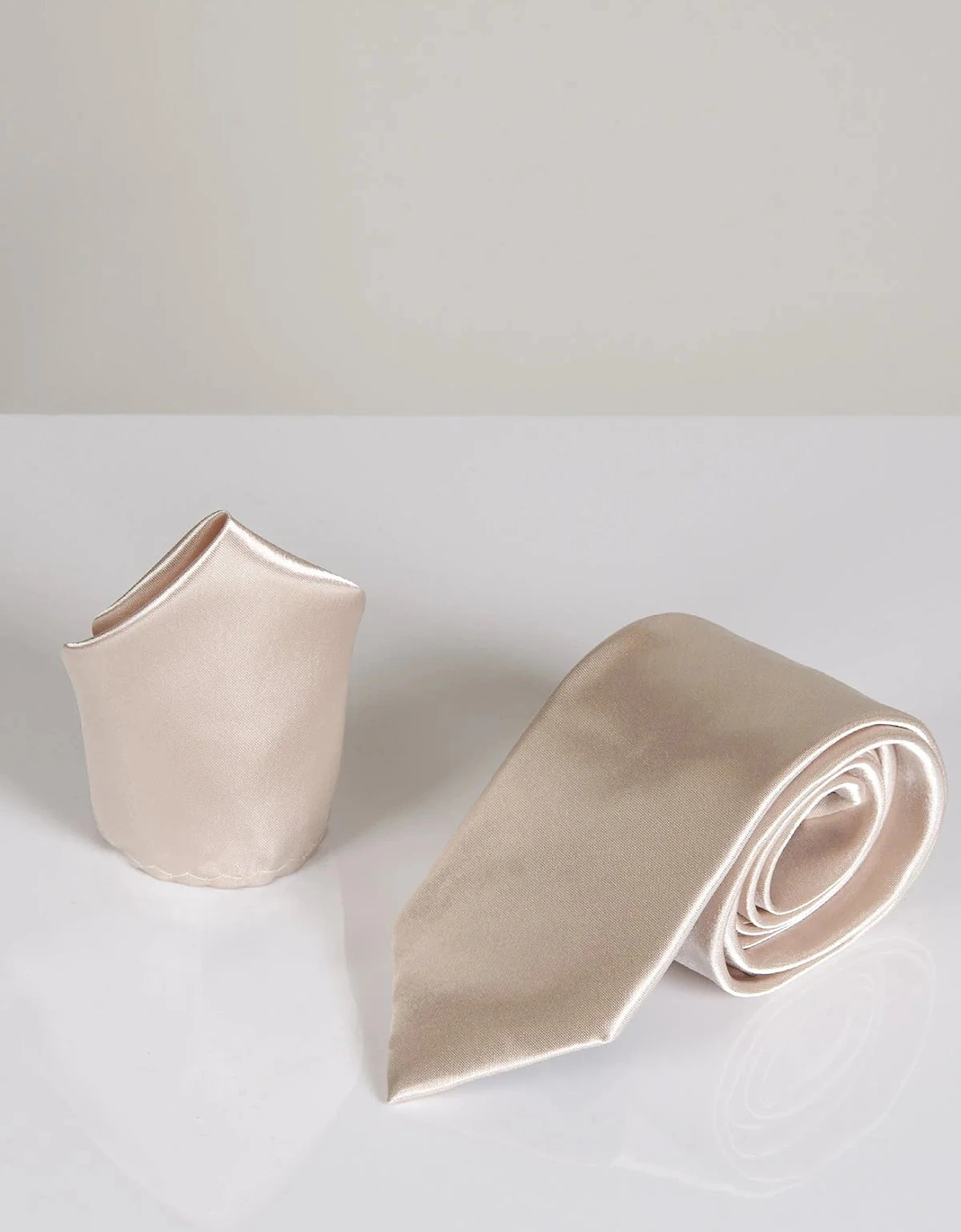 Stanley Satin Tie - Champagne