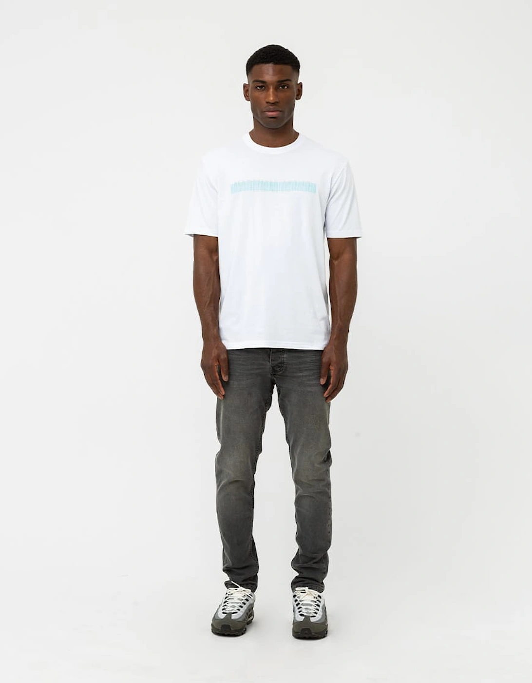 Artist Fit Slim Tappered Denim Jean - Black Wash