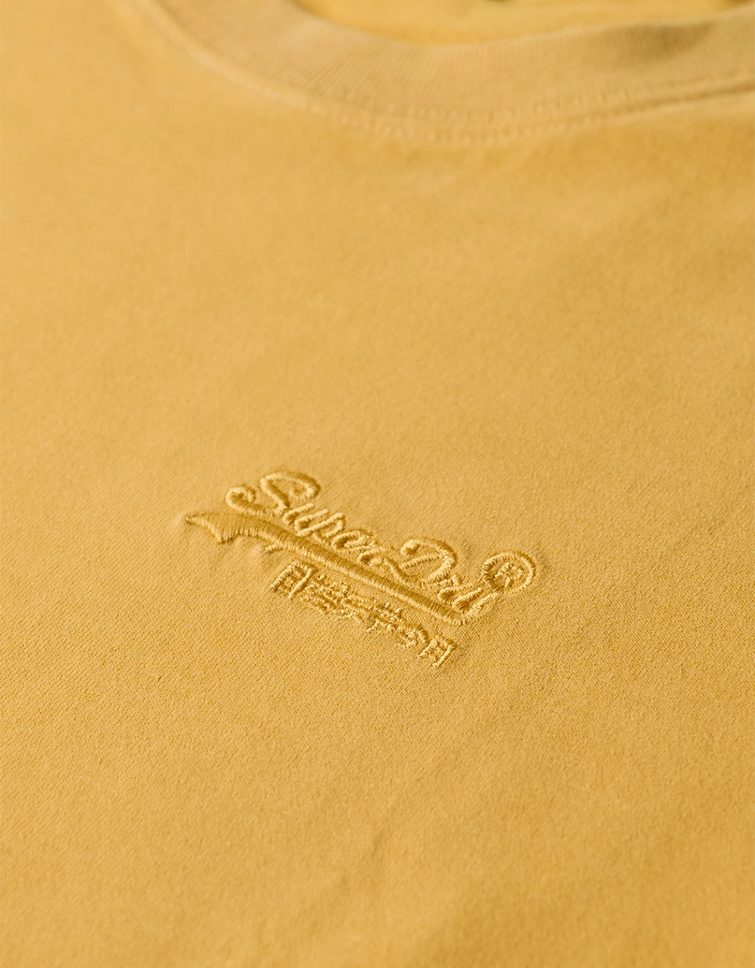 Men's Essential Logo Embroidered Tee Winter Gold