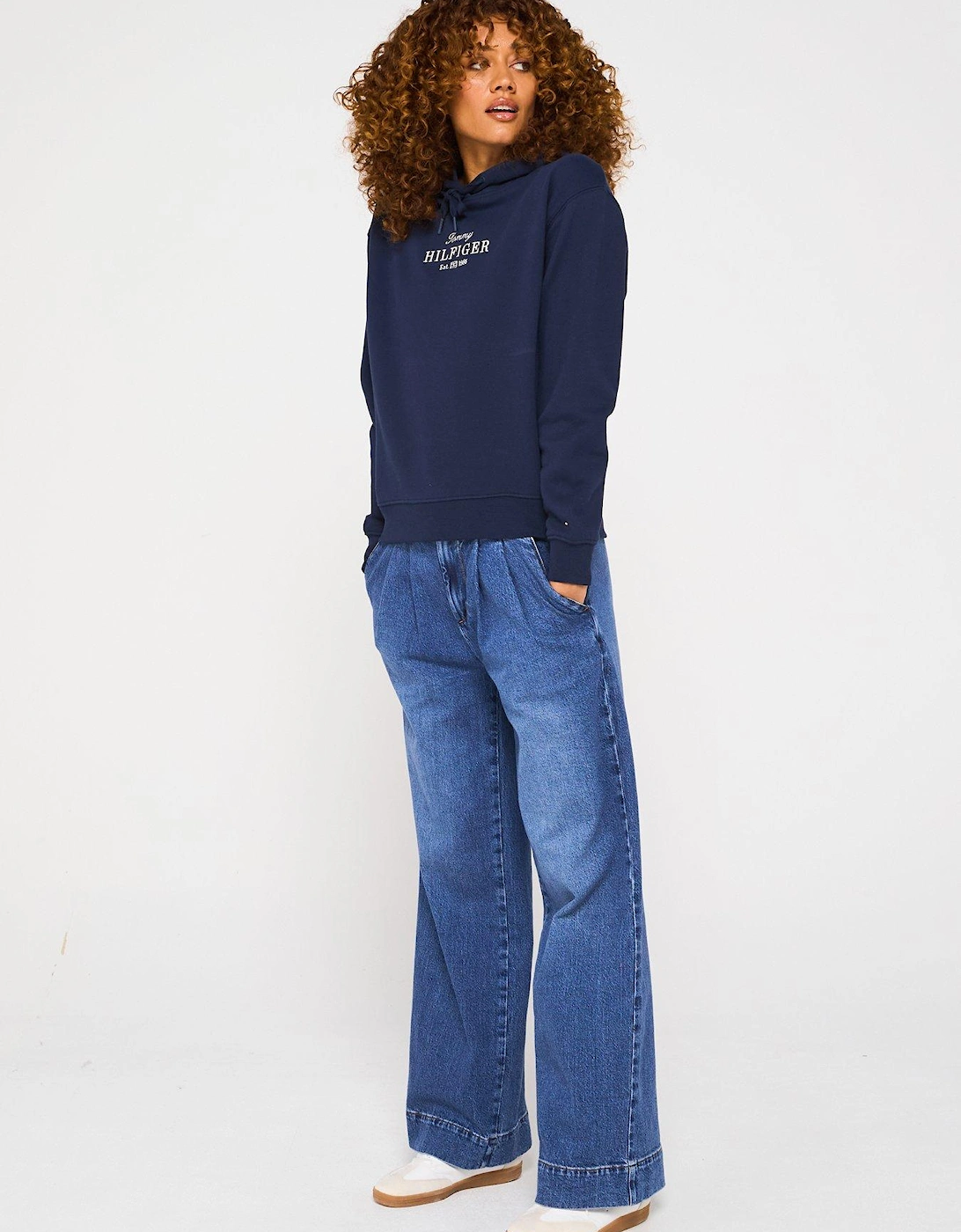 Chest Logo Hoodie - Navy