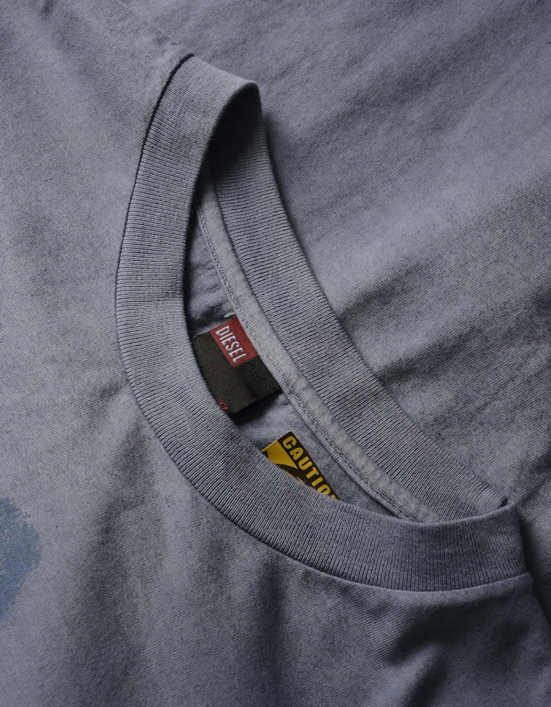 Graphic Long Sleeve Tee