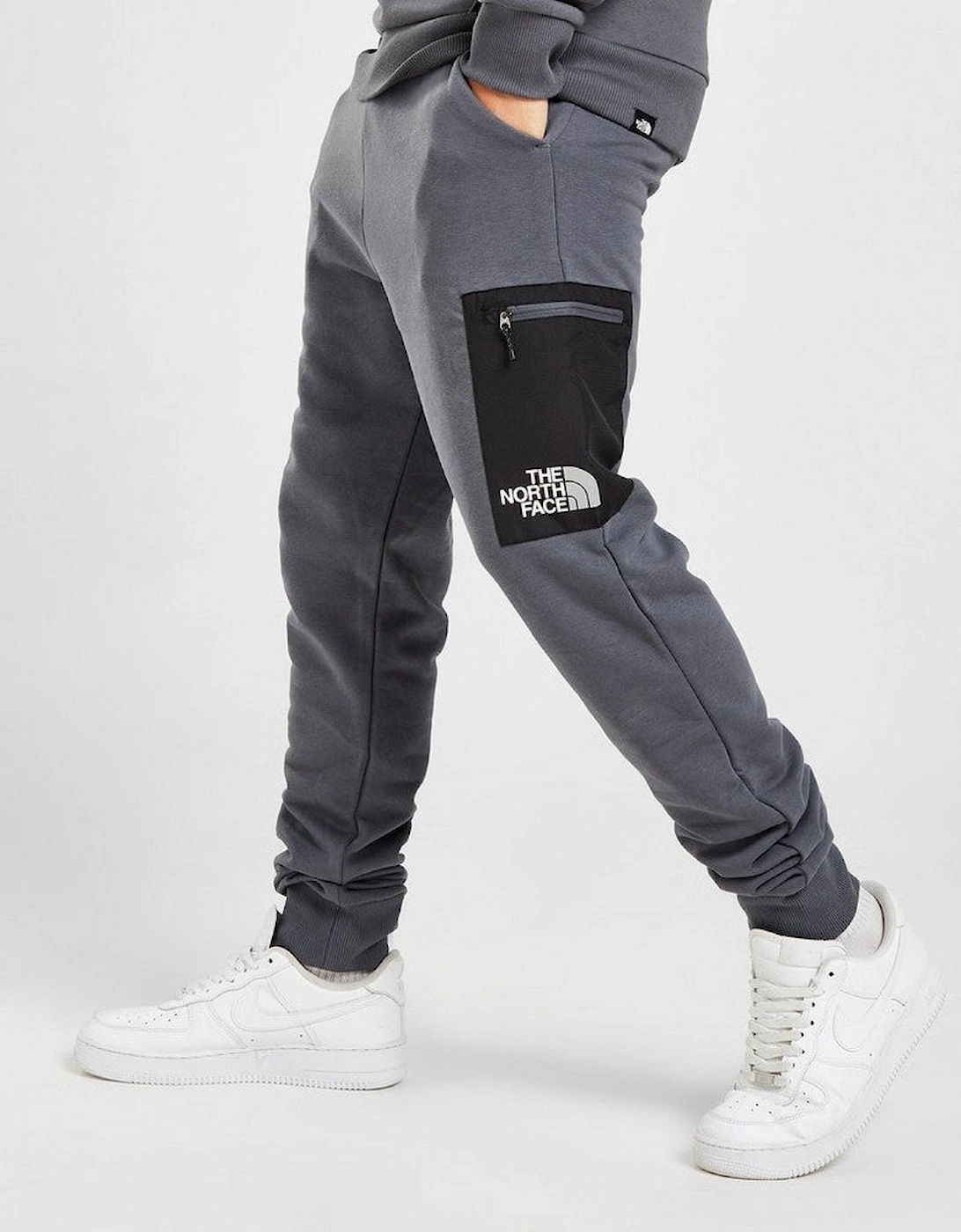 Men's The North Face Bondi Woven Pocket Pant  REDUCED FROM £59.99 NOW  ONLY £44.95 - Grey - Size: 33/32/32
