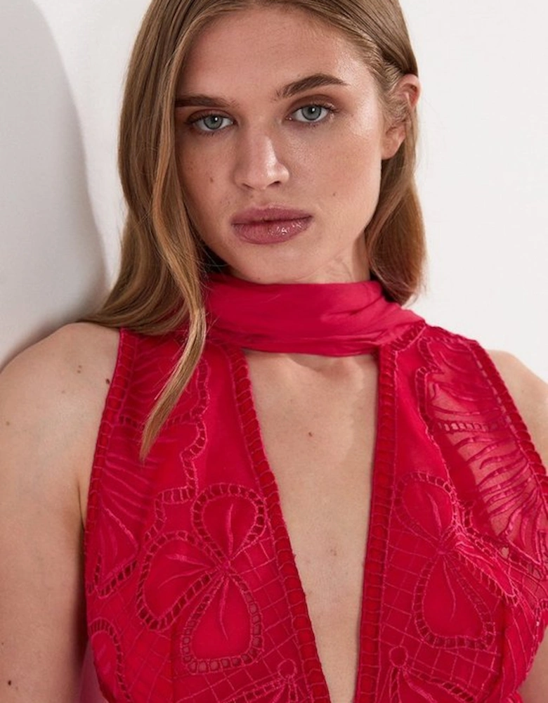 Embroidered Applique Crinkle Deep V Woven Midi Prom Dress