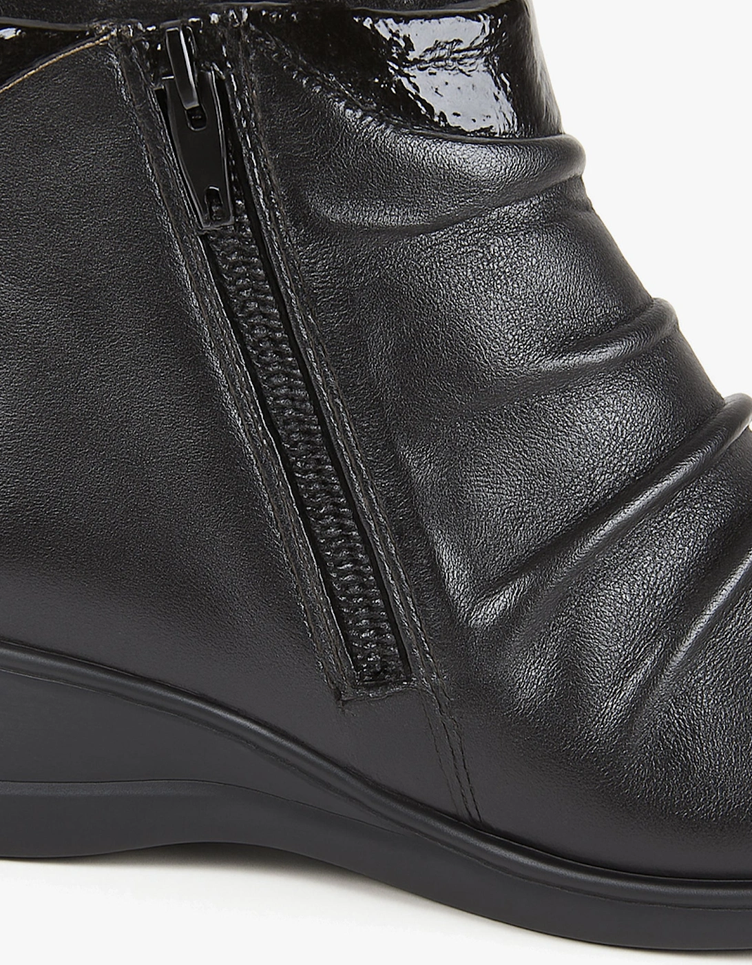 L215A Womens Ankle Boots Black