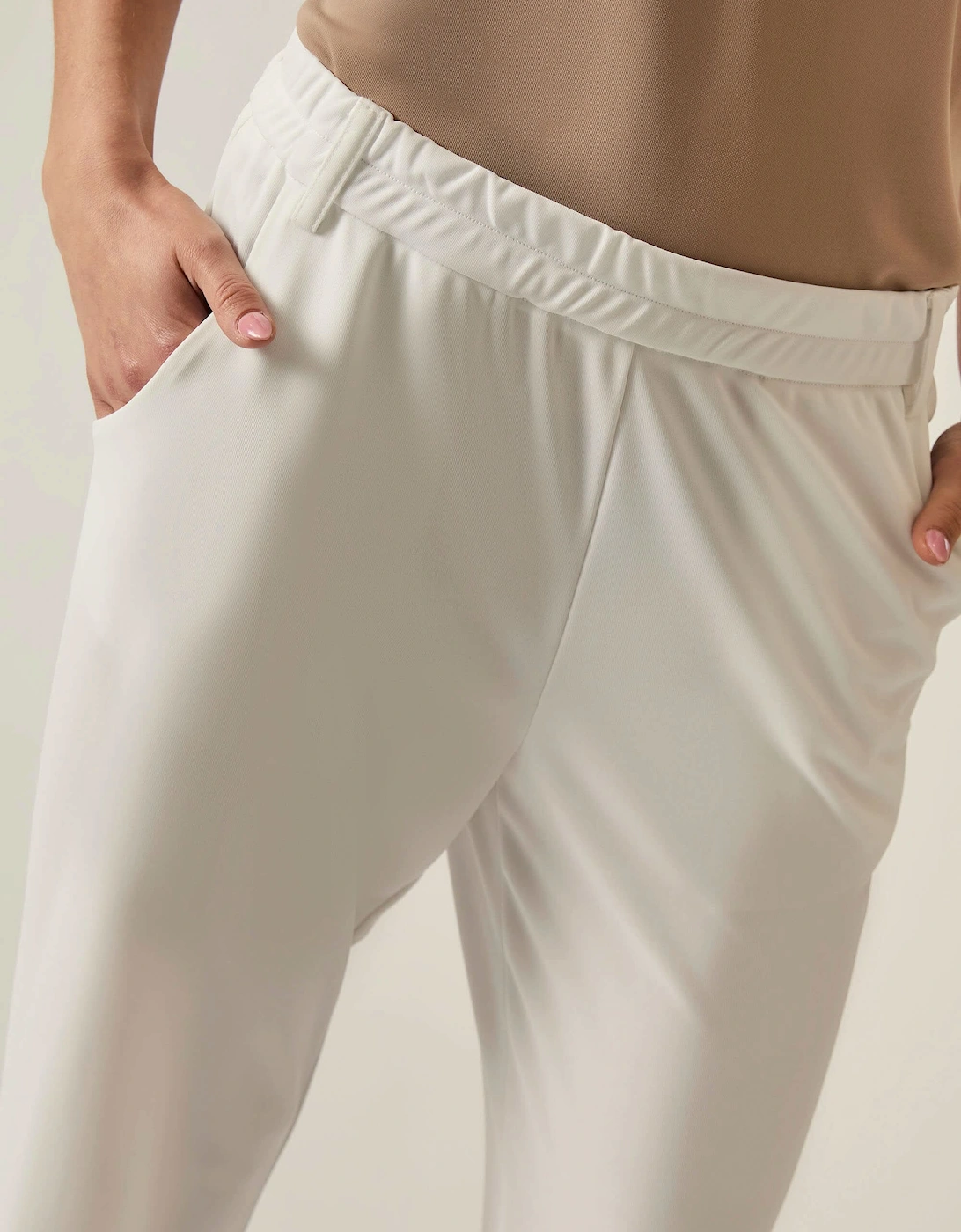 Jersey White Joggers