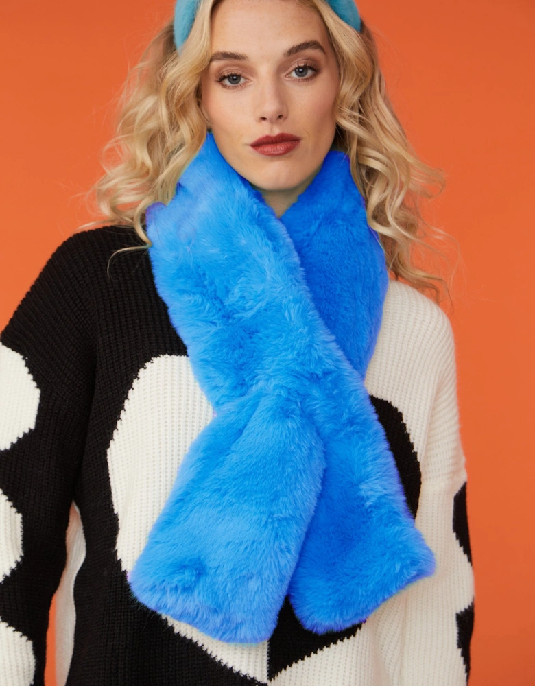 Faux Fur Scarf in Blue