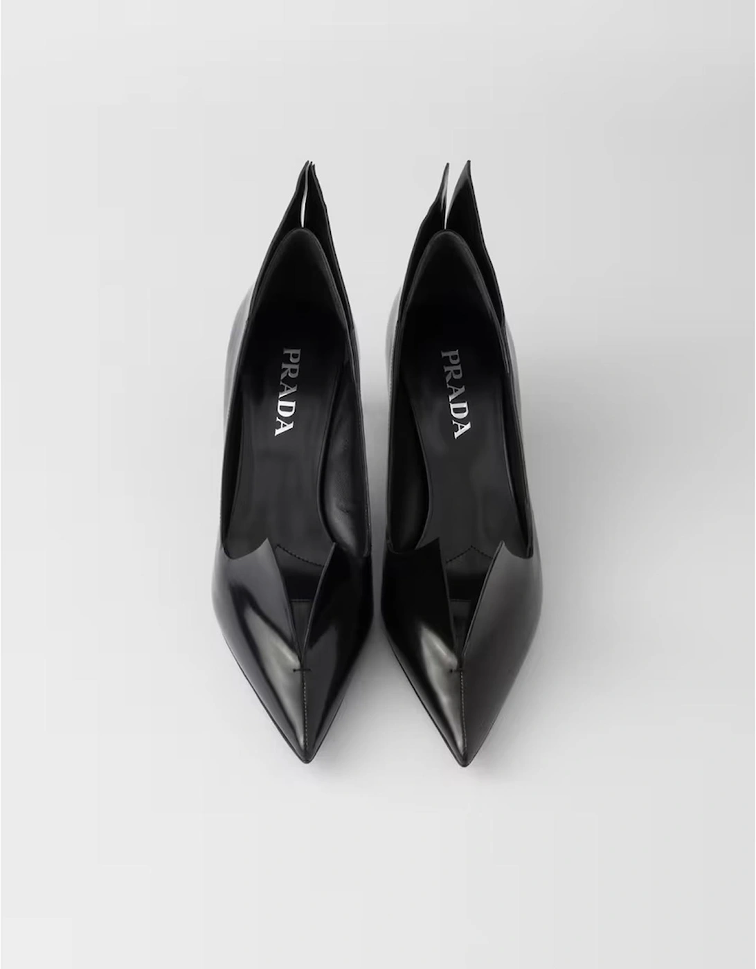 Brushed Leather Pumps with Varnished Heel Women - Black