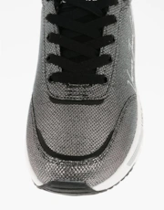 Thumbnail 4 of 4