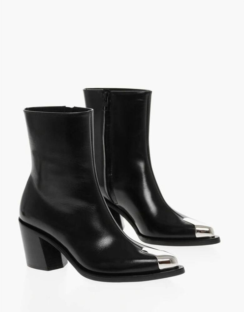 Leather Boots with Zip and Contrasting Details Women - Black