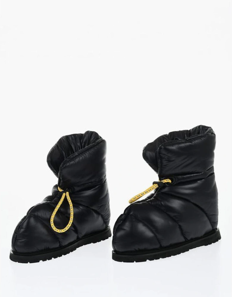 Pull-On Rubber Sole Shoes Women - Black Boots
