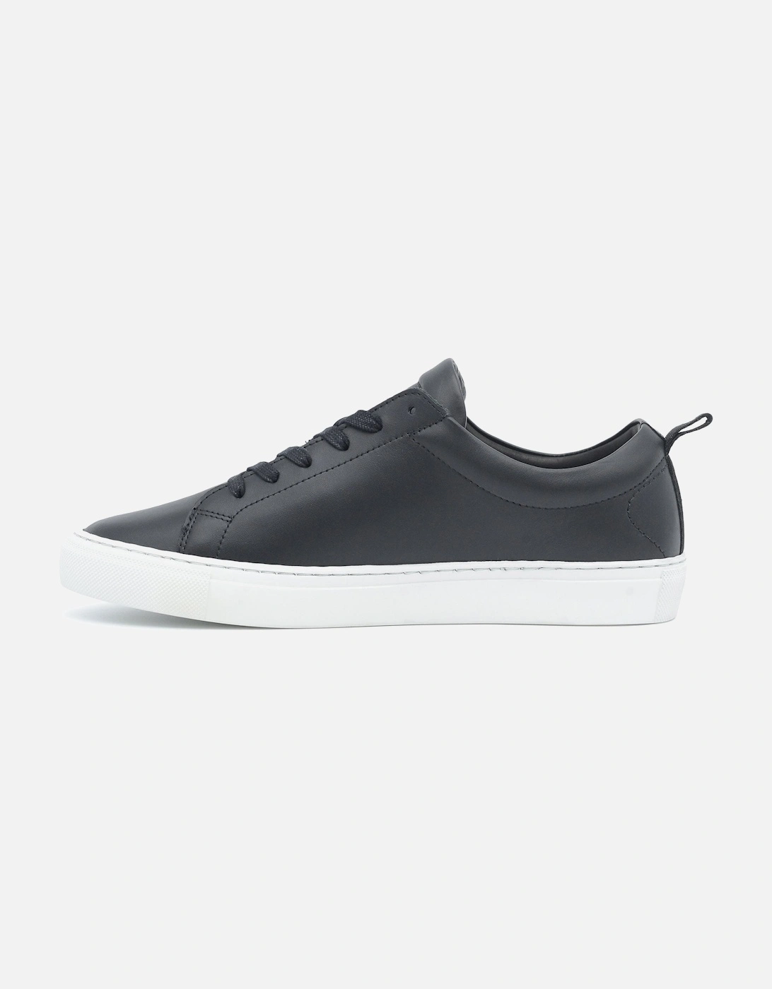 WALTON 	TRAINER