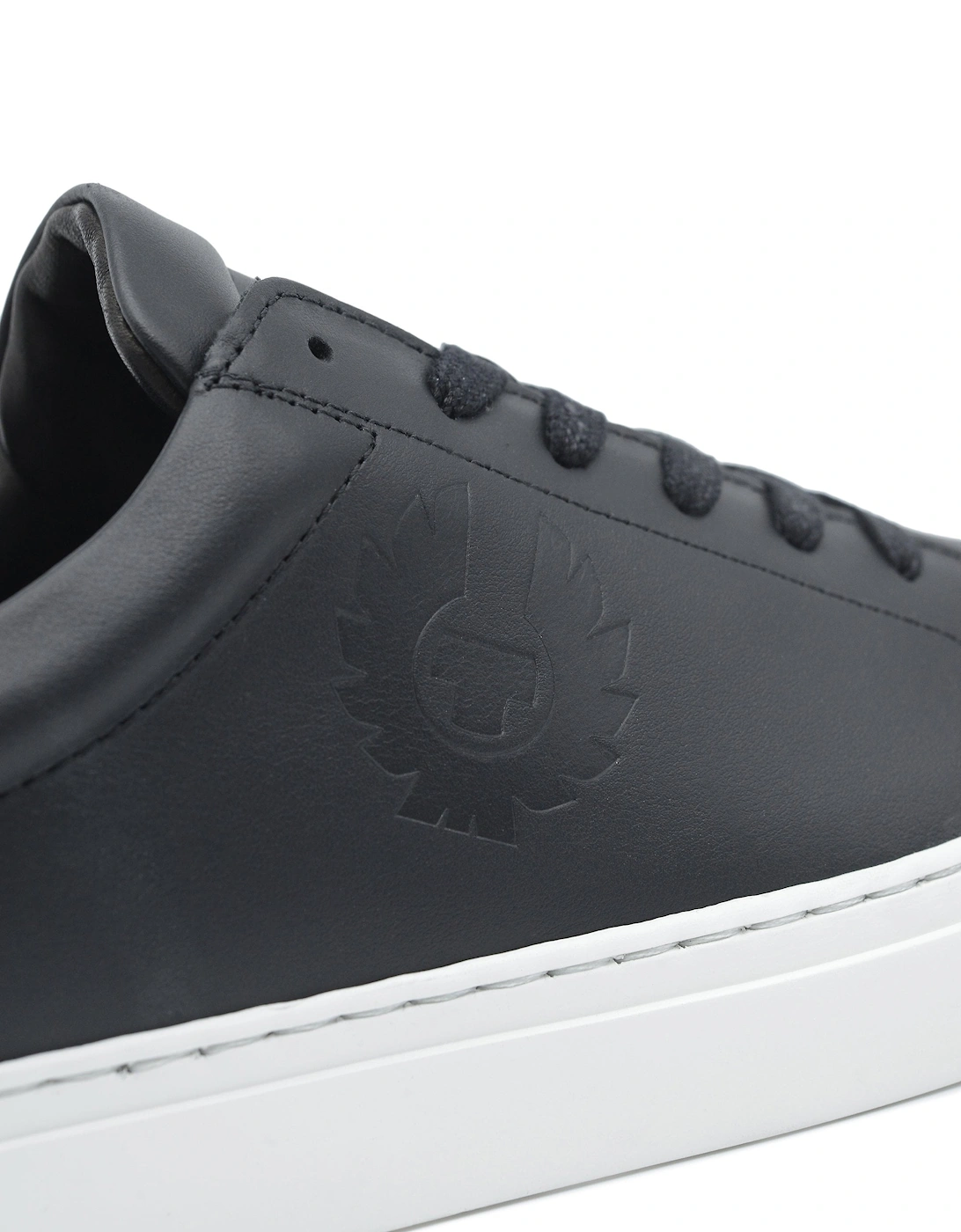 WALTON 	TRAINER