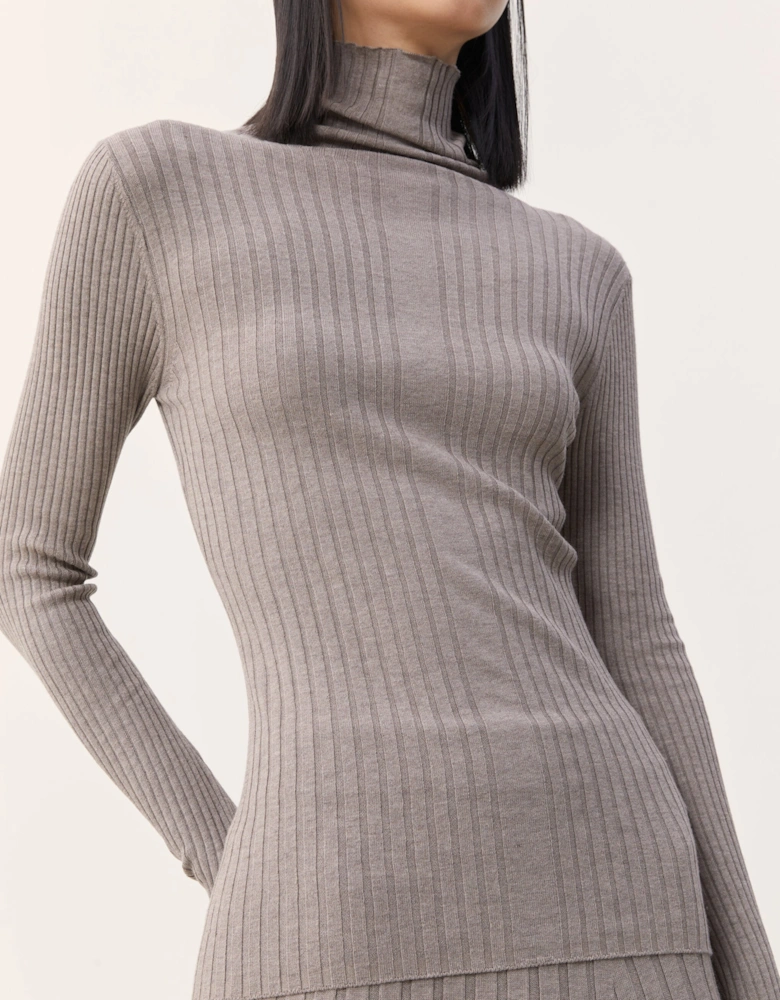 Selene Rib Funnel Neck in Brown Marl