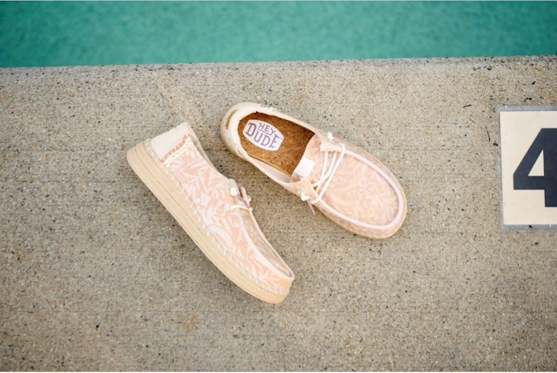 HEYDUDE Wendy Espadrille Retro Palm Cotton Blend Women's Pale Pink/White Espadrilles