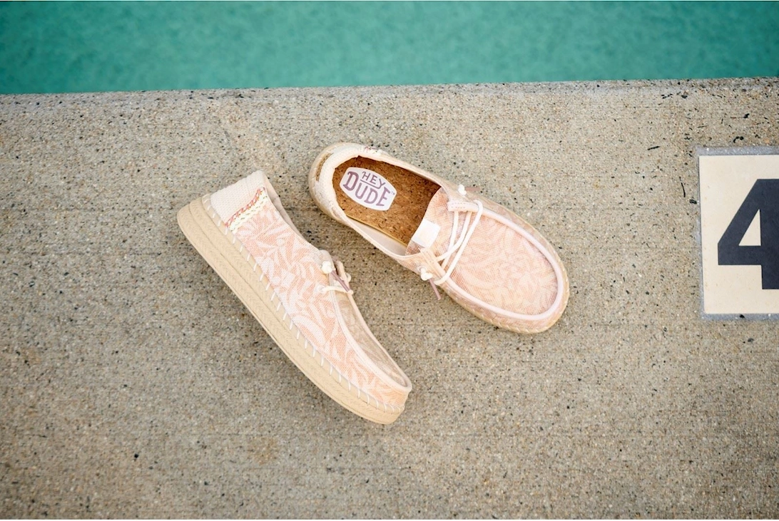 HEYDUDE Wendy Espadrille Retro Palm Cotton Blend Women's Pale Pink/White Espadrilles