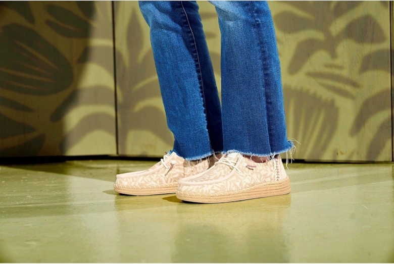 HEYDUDE Wendy Espadrille Retro Palm Cotton Blend Women's Pale Pink/White Espadrilles