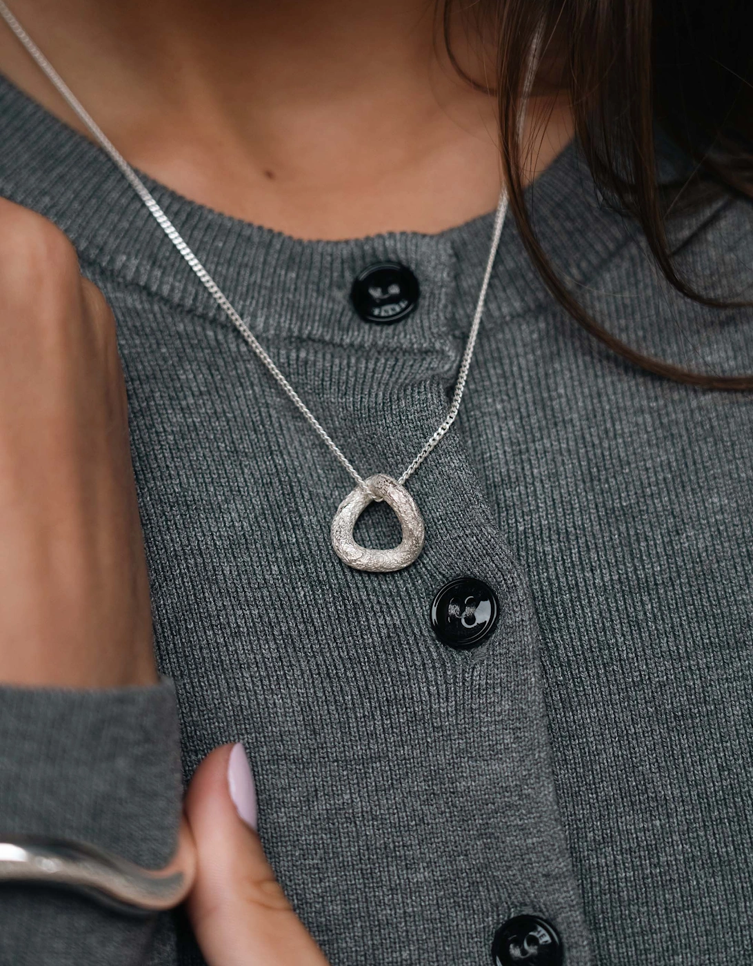 Shadow Necklace