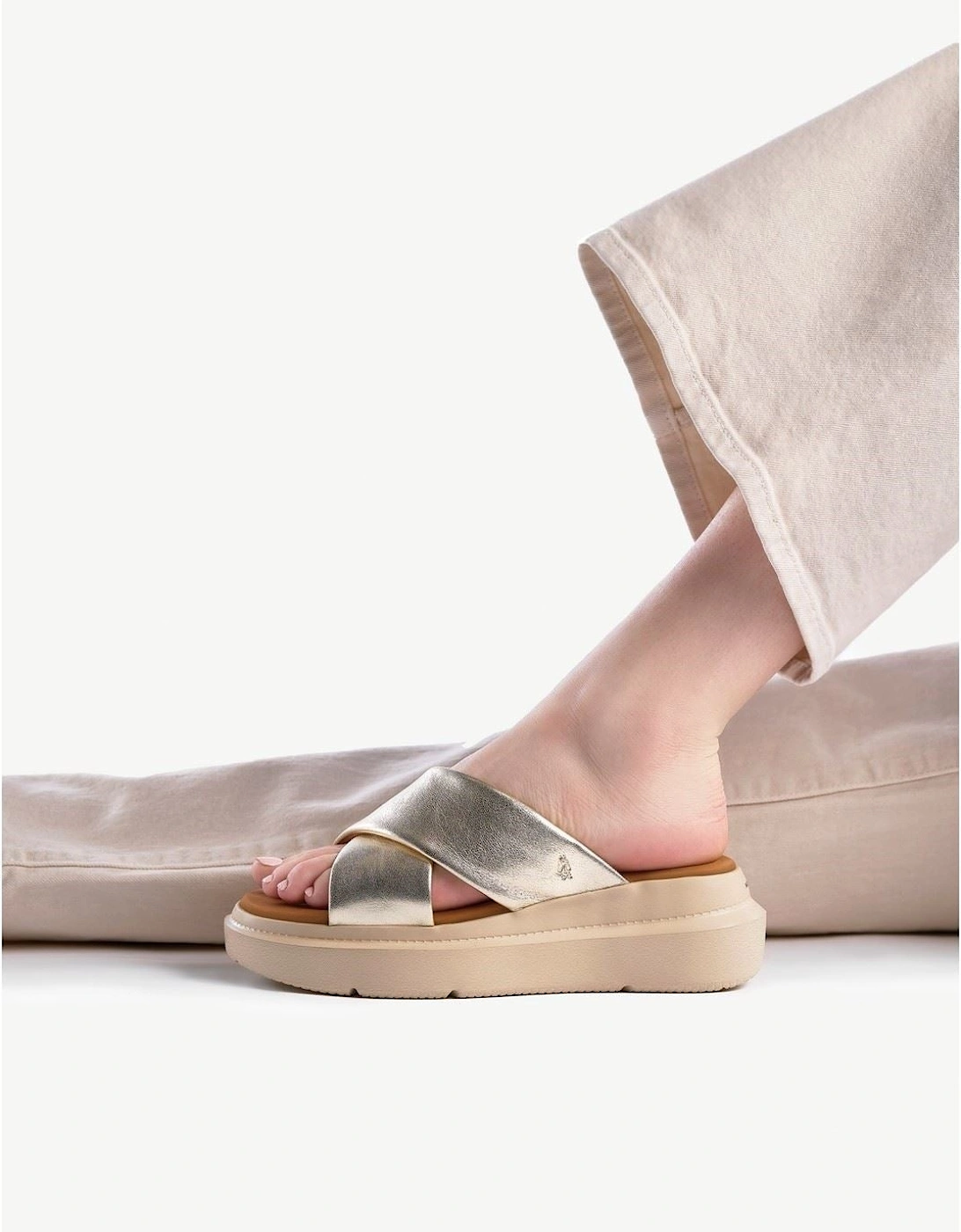 Uplift Leather Women's Champagne Sandals
