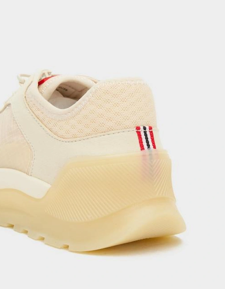 Women’s Travel Trainer