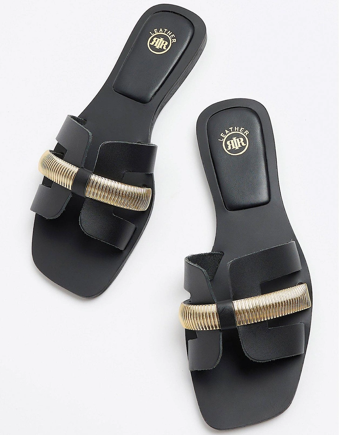 Cut Out Strap Leather Sandal - Black