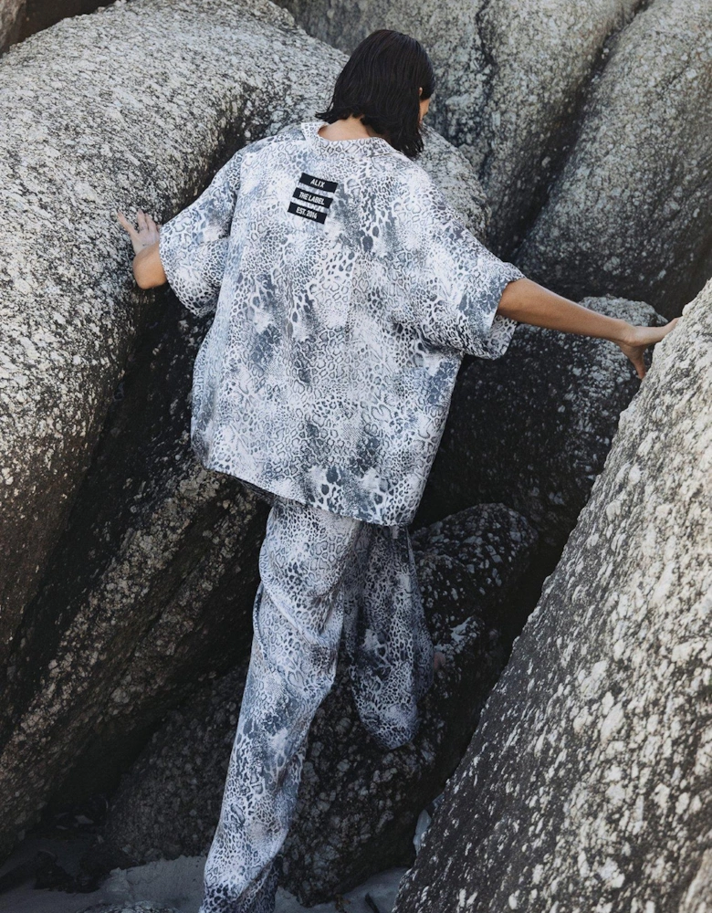 Animal Oversized Blouse