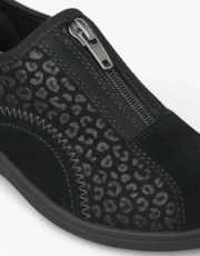 Thumbnail 4 of 4