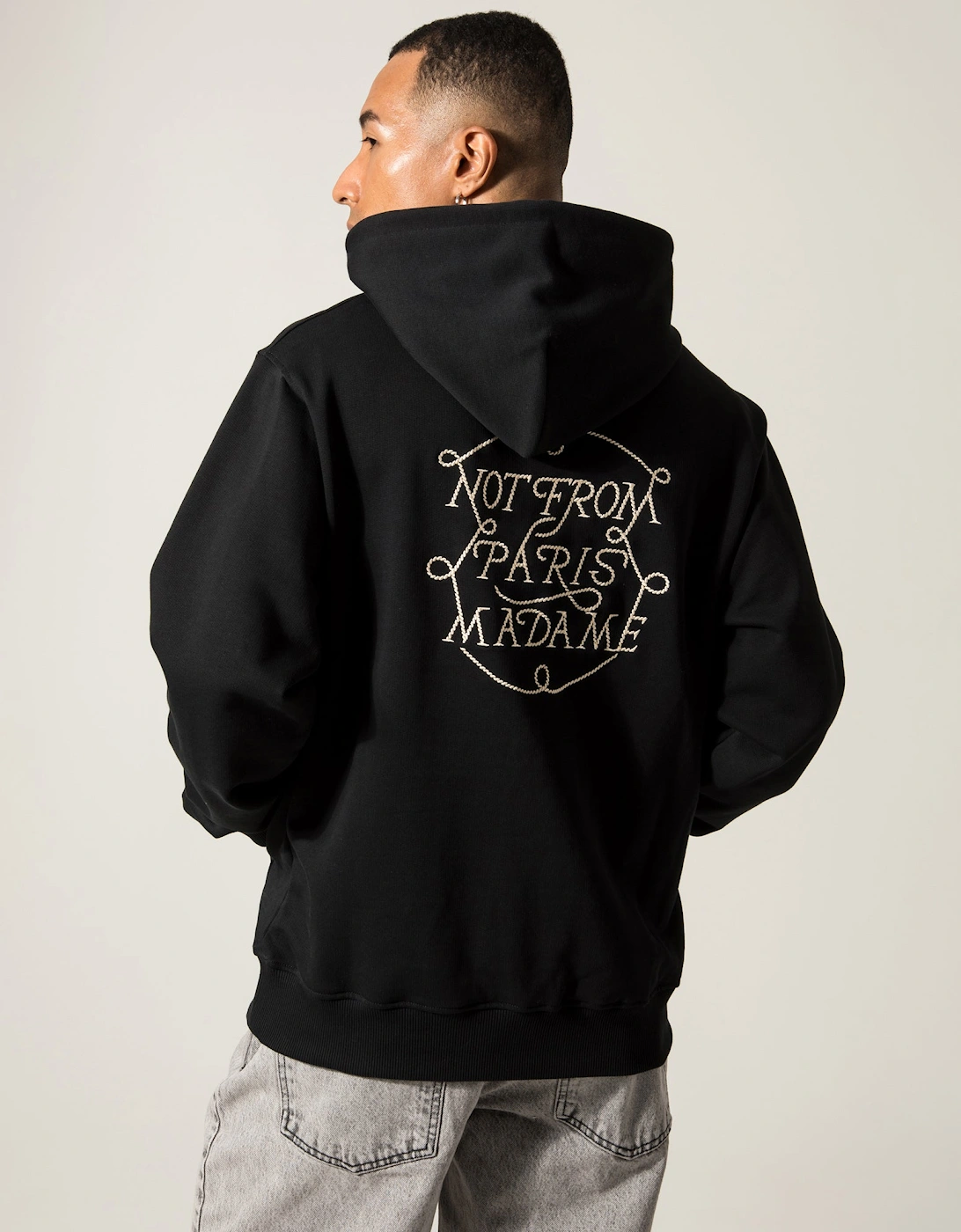 Le Hoodie Slogan Tresses