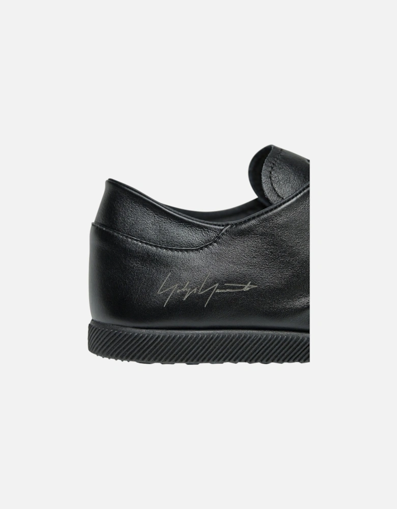 Japan Trainers