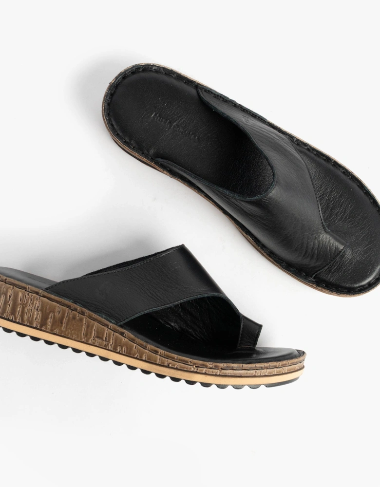 ELISSA Womens Toepost Sandals Black