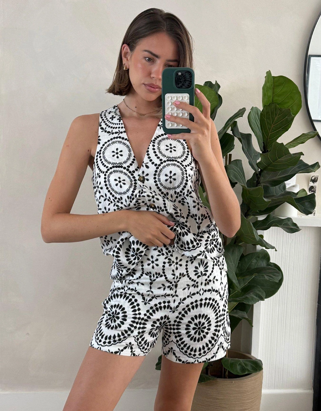 Broderie Shorts - White, 2 of 1