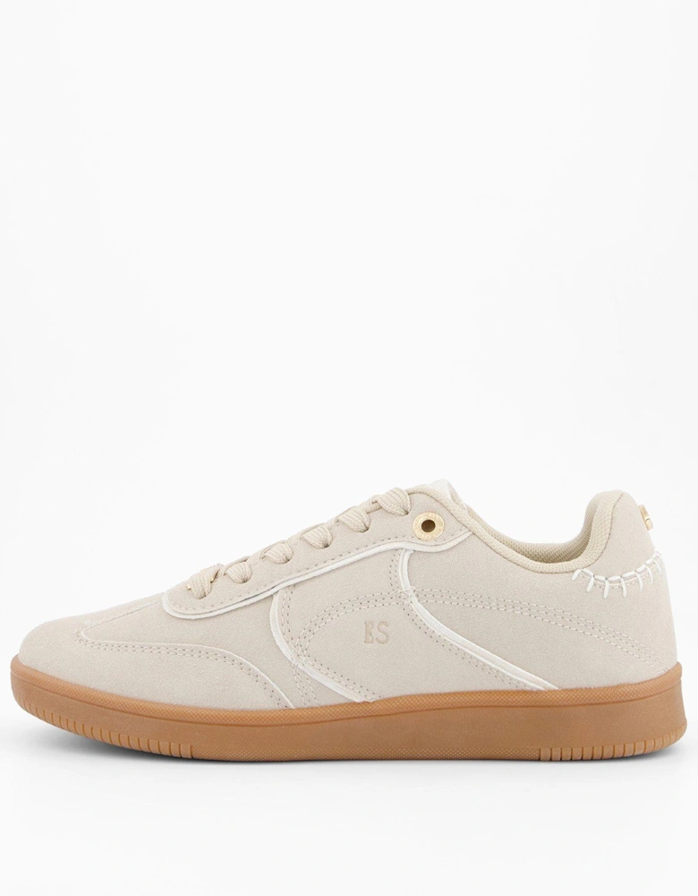 Cream Trainer